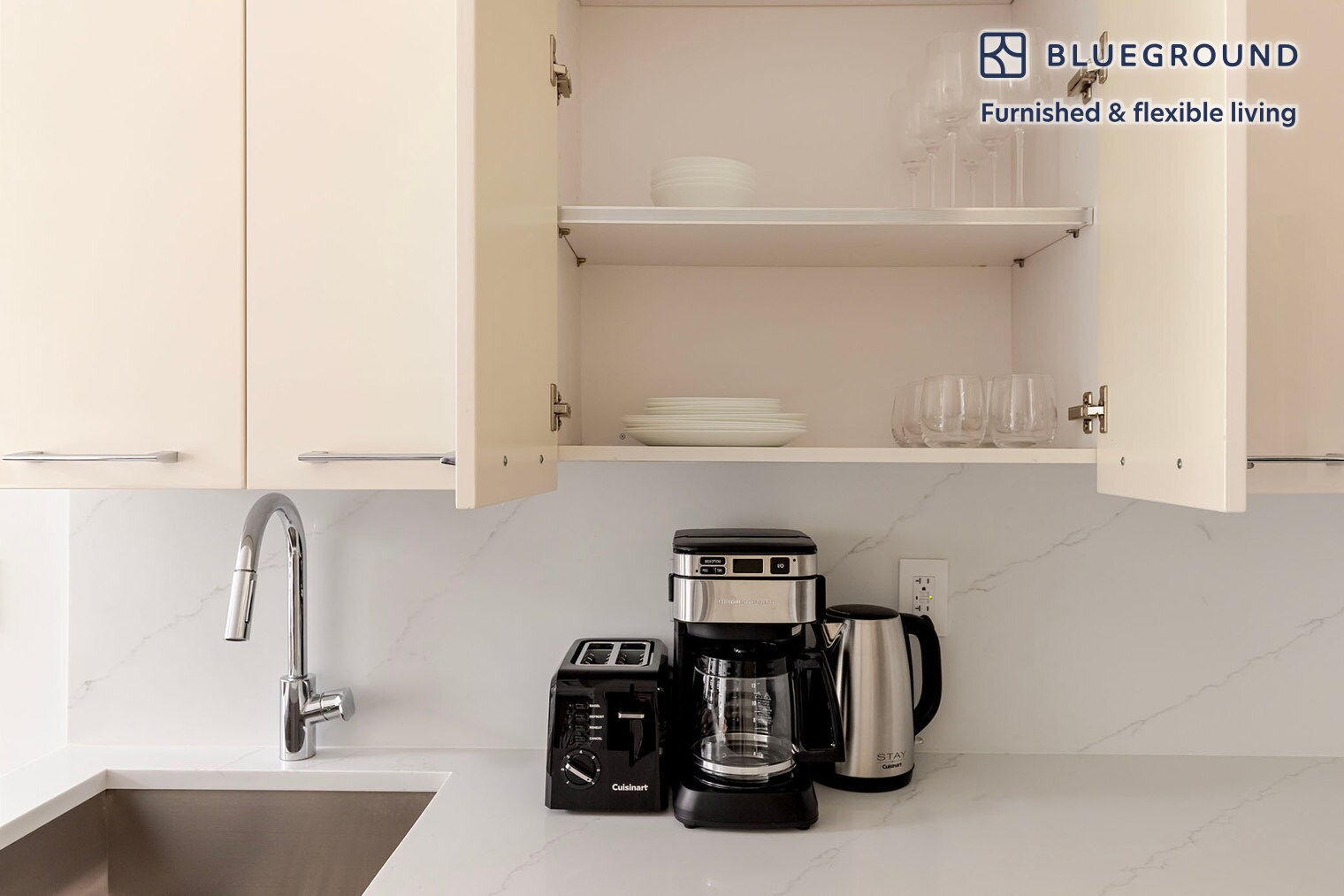 Building Photo - 49 E 34th St