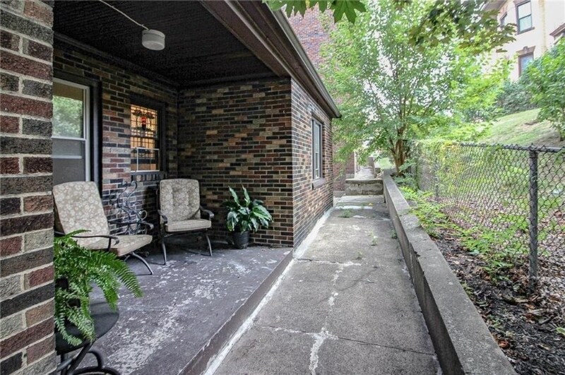 Building Photo - 13 W Bellecrest Ave