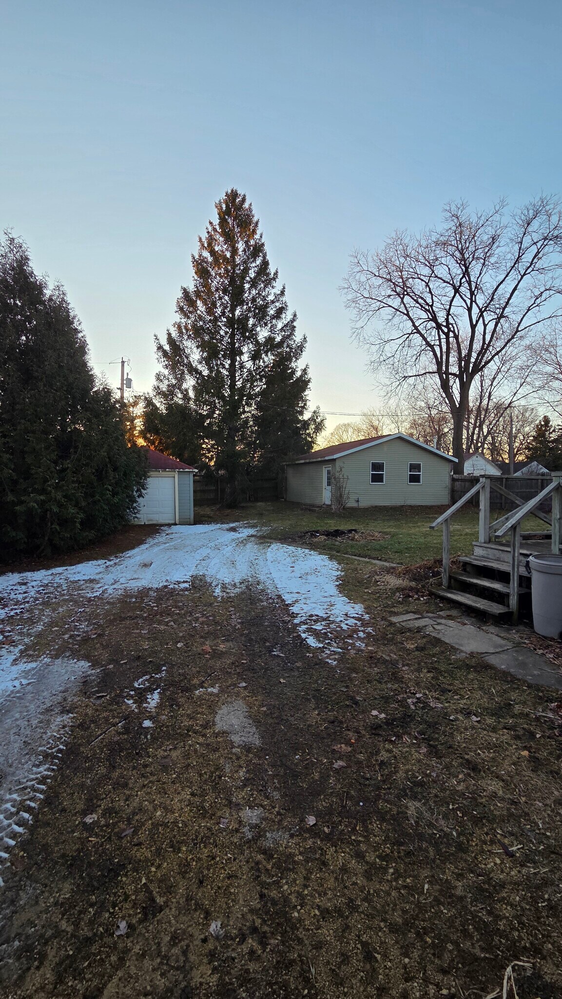 Building Photo - 120 N Harrison St