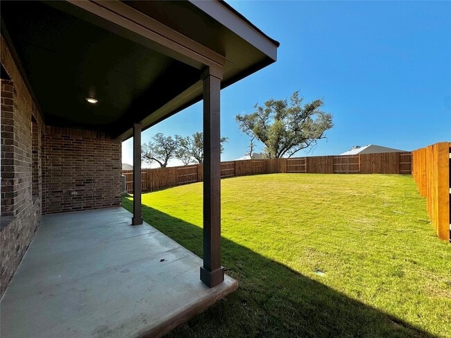 Building Photo - 2353 Bronc Buster Way