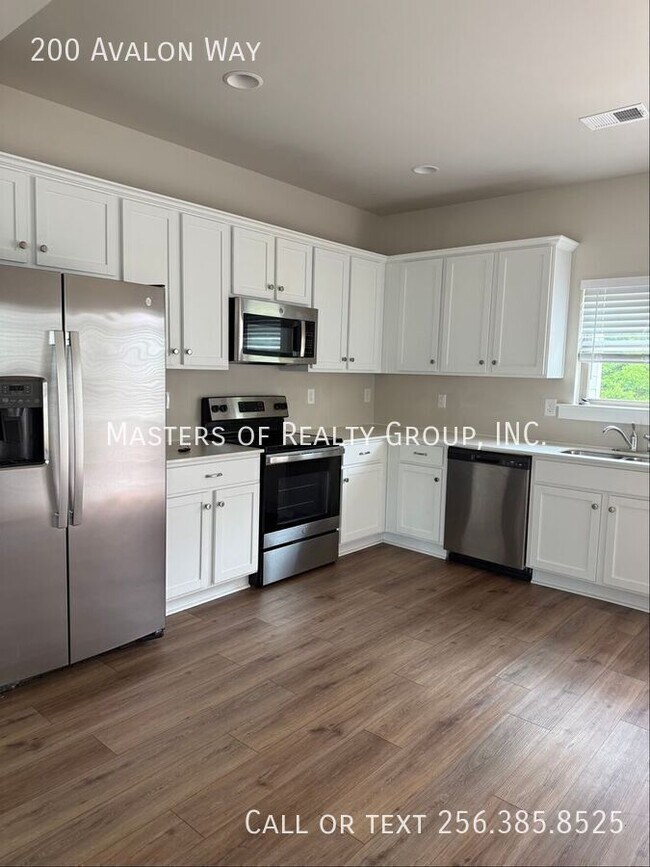 Building Photo - 200 Avalon Wy