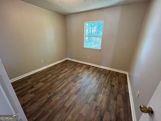 Building Photo - 138 Crystal Brook