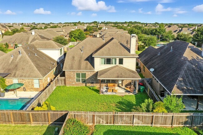 Building Photo - 26507 Grey Sparrow Dr