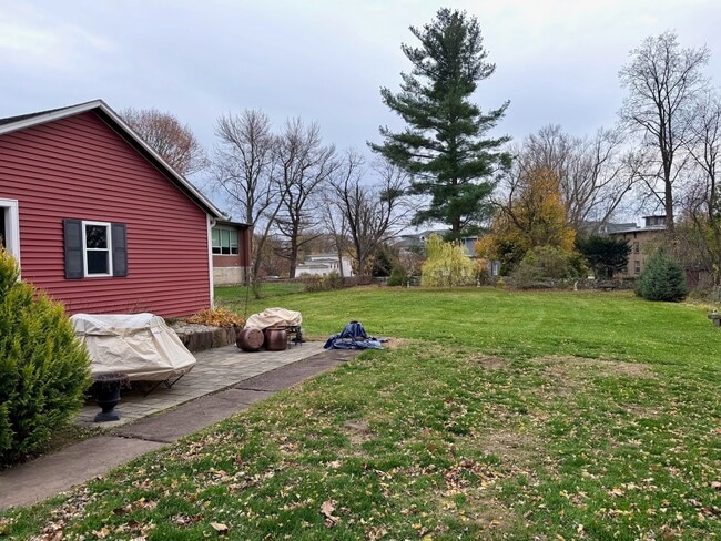 Building Photo - 29 Freestone Ave