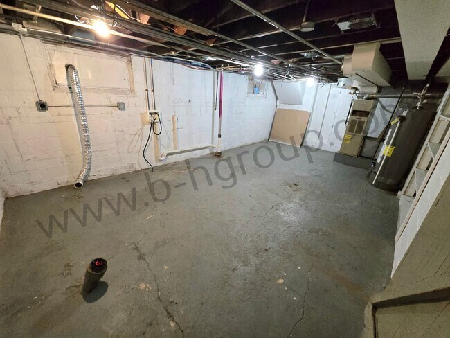 Building Photo - 3502 67th St