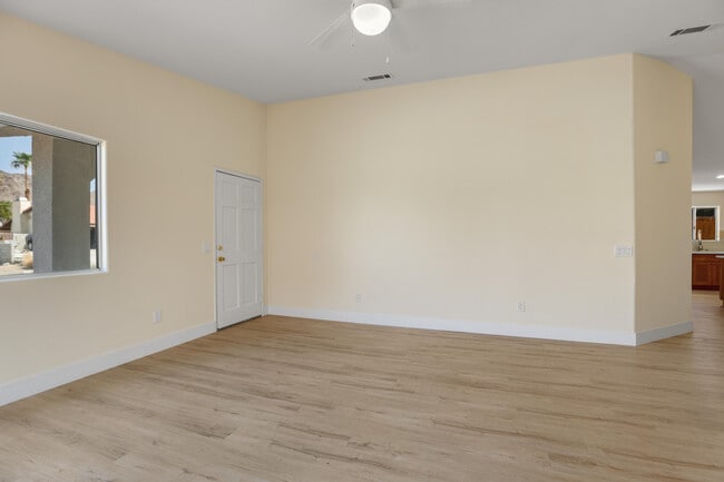 Building Photo - 53405 Avenida Rubio