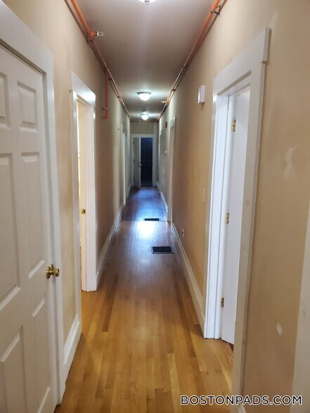 Building Photo - 3147-3149-3149 Washington St