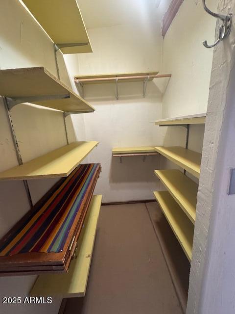 Building Photo - 2650 E Loma Alta Dr