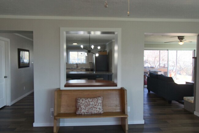 Building Photo - 419 S 100 E