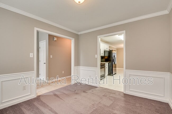 Building Photo - 4866 Orchard Hill Dr