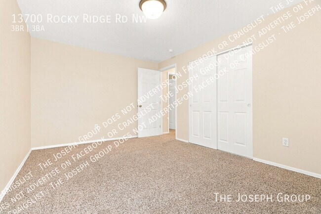 Building Photo - 13700 Rocky Ridge Rd NW