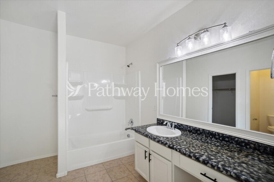 Building Photo - 11781 W Overlin Ln