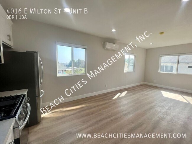 Building Photo - 4016 E Wilton St