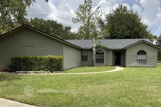 Primary Photo - 8270 Hamden Cir E