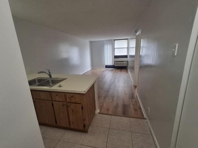 Building Photo - 2771 Riverside Dr