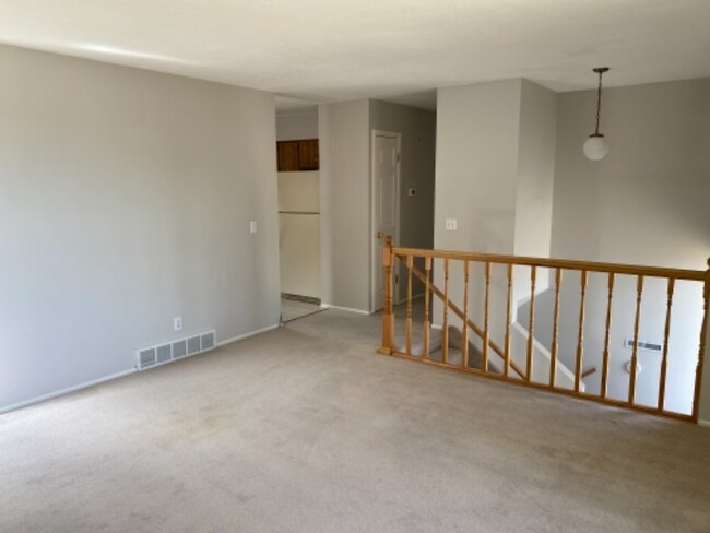 Building Photo - 521 W 400 N