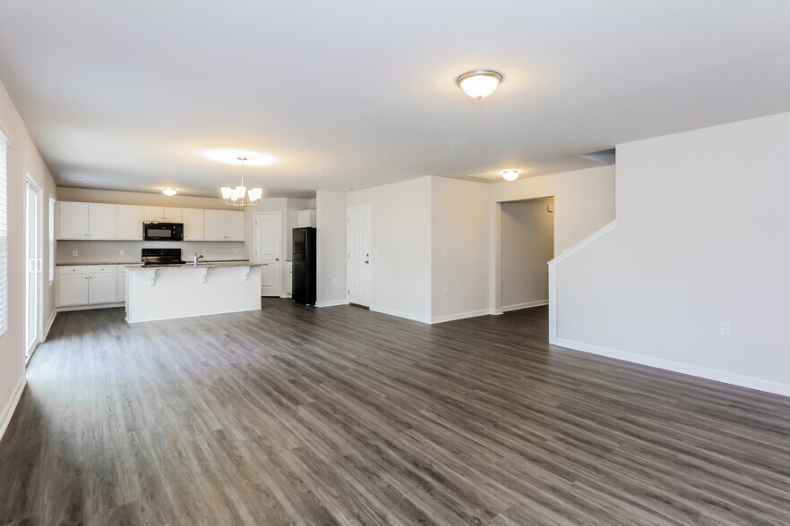 Building Photo - 2940 Ember Brook Ct