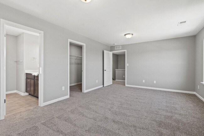 Building Photo - 227 Jared Parker Wy