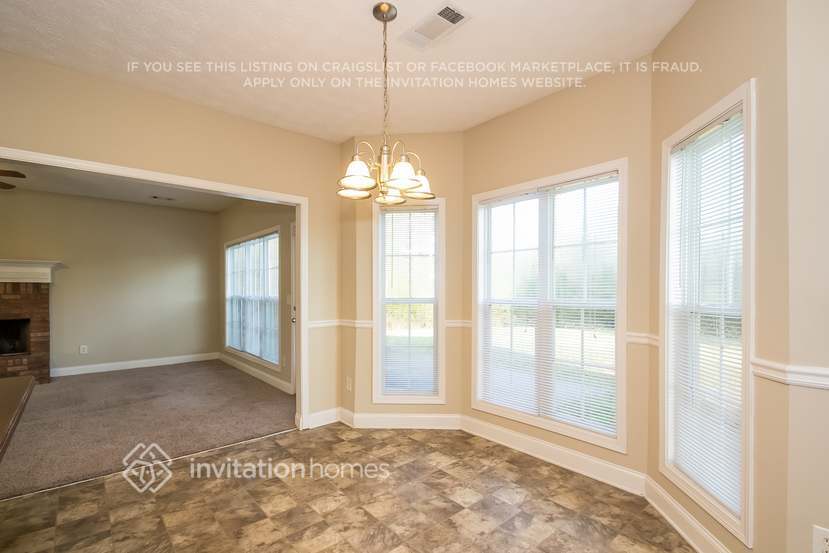 Building Photo - 225 Hedgewood Dr