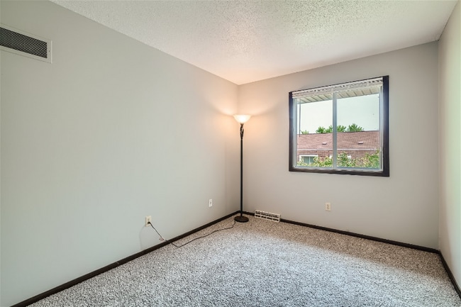 Building Photo - 2355 Mailand Ct