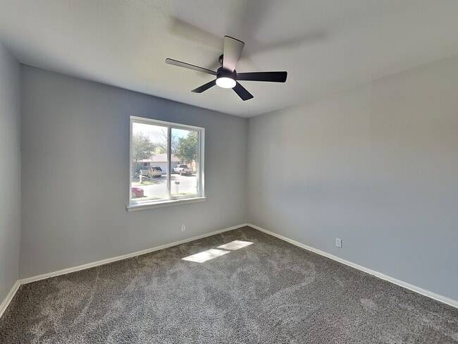 Building Photo - 2111 Melissa St