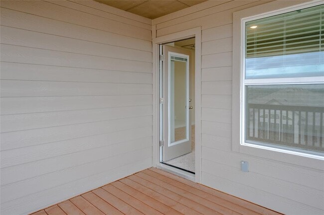 Building Photo - 133 High Plains Dr