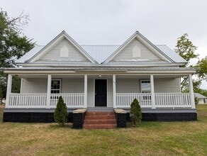 Building Photo - 84 Womack Ave