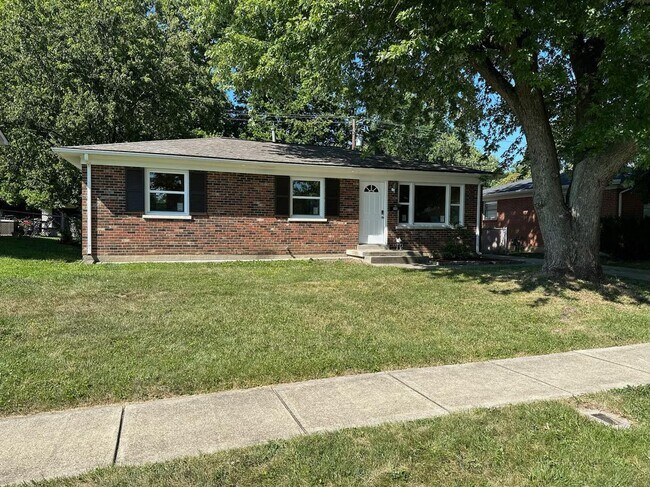 Building Photo - 348 Hermitage Dr