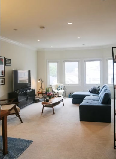 Living Room - 2344 21st Ave