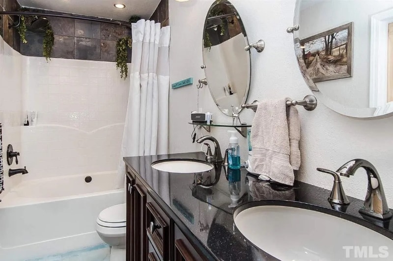 Building Photo - 608 Sutter Gate Ln