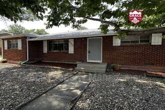 Building Photo - 9295 Ciancio St