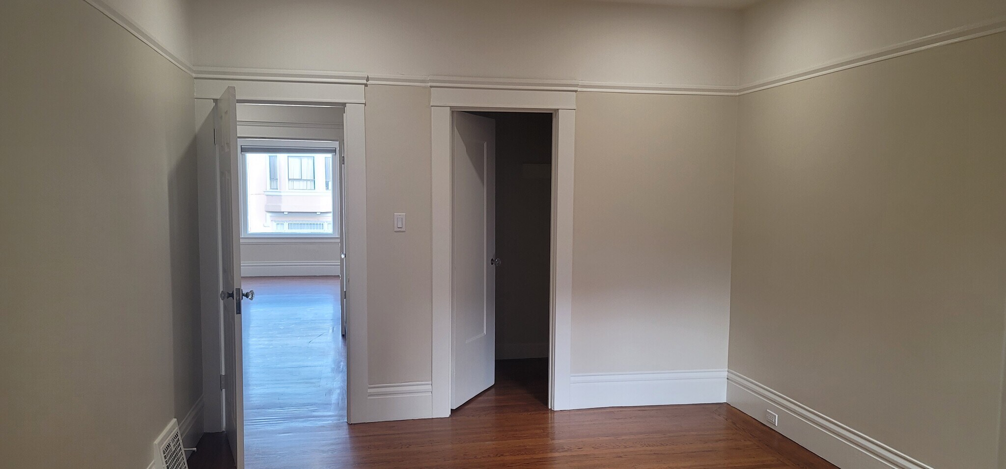 Building Photo - 469 28th Ave