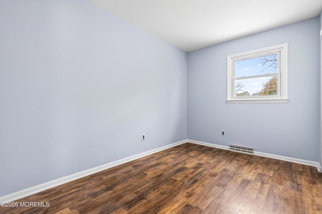 Building Photo - 202 Manahawkin Trail