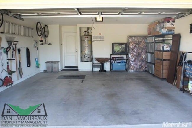 Building Photo - Springlake in Woodland