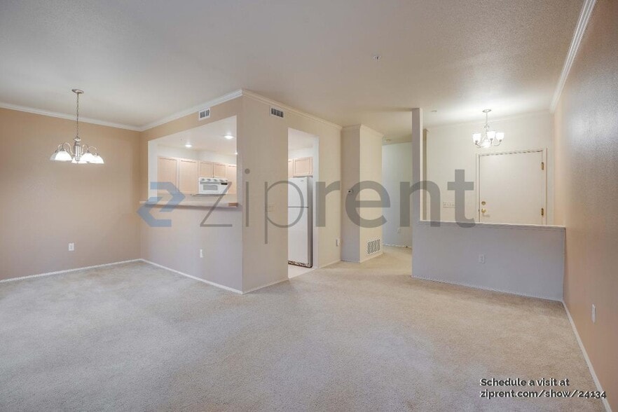 Building Photo - 25235 SE Klahanie Blvd