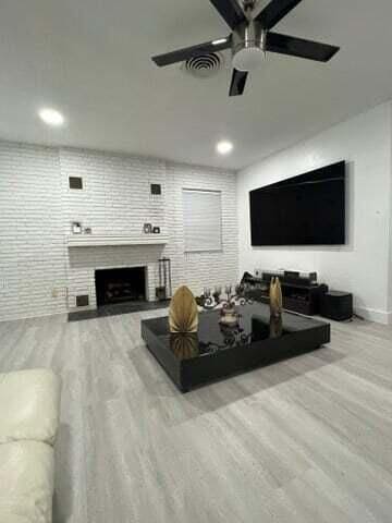 Building Photo - 291 E Boca Raton Rd