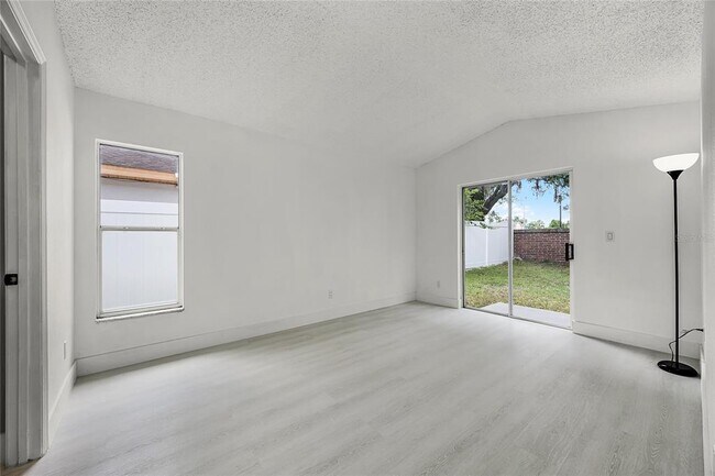 Building Photo - 2978 Stillwater Dr
