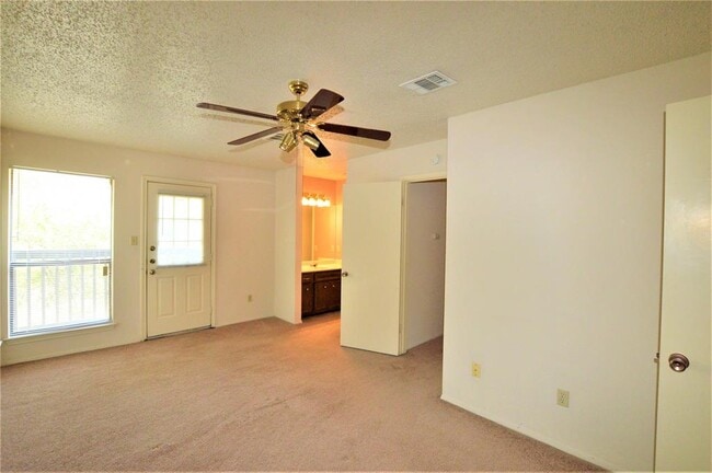 Building Photo - 3517 Rollingway Cove