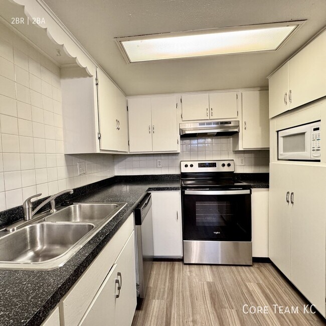 Building Photo - 4524 Pennsylvania Ave