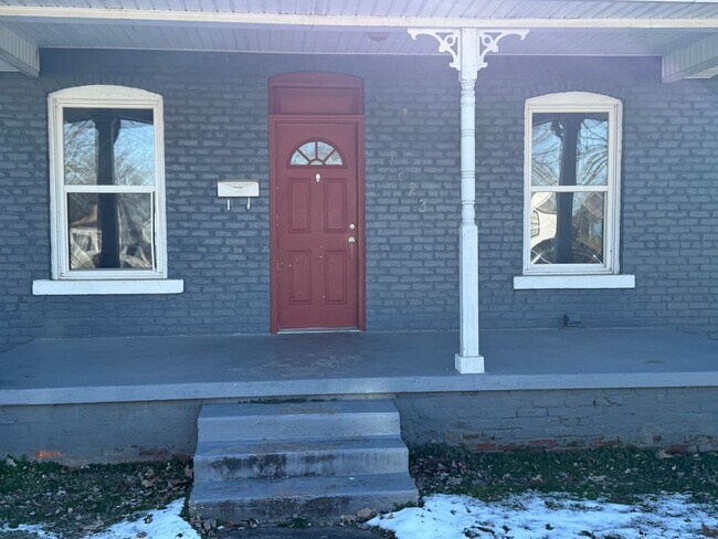 Building Photo - 1623 N 11th St