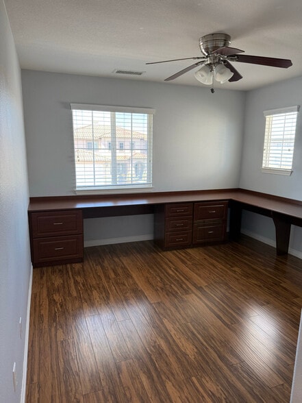 Building Photo - 8108 Finch St