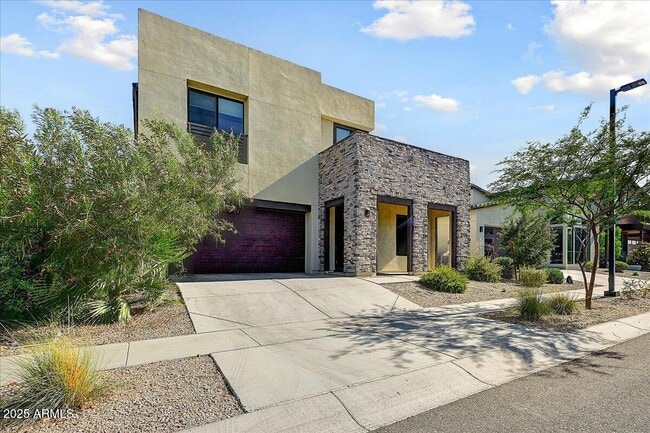Building Photo - 829 E Monte Wy