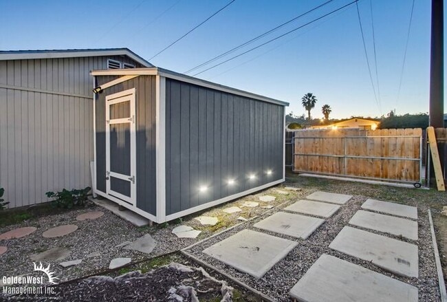 Building Photo - Stunningly Renovated 3Bdm 2Ba Home + Casita in Poway!