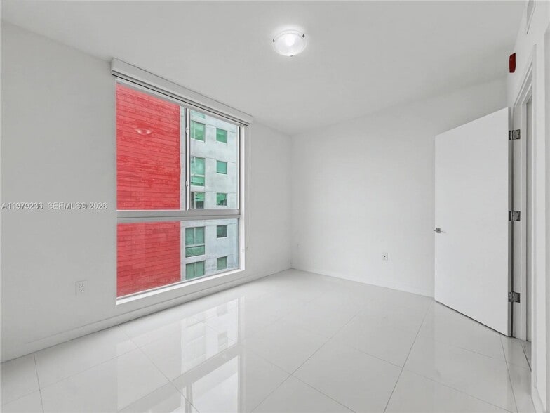 Building Photo - 7661 NW 107th Ave