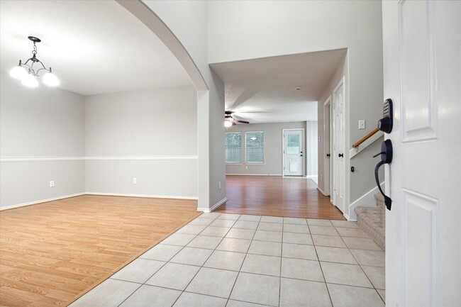 Building Photo - 24423 Pepperrell Pl St