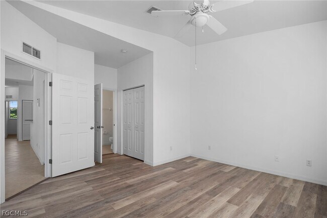 Building Photo - 4241 Bellasol Cir