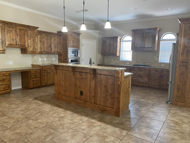 Building Photo - 4905 Woodhollow Dr