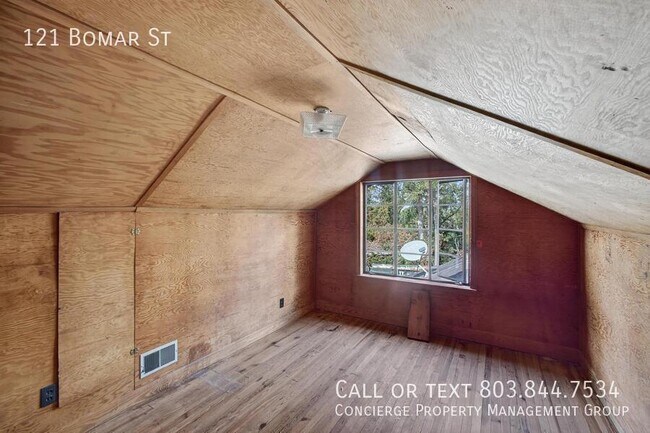 Building Photo - 121 Bomar St