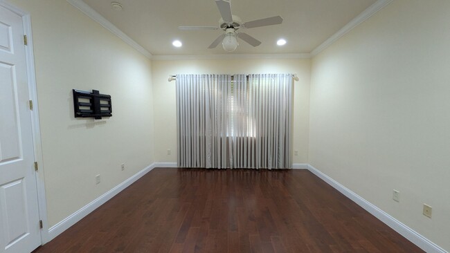 Building Photo - 3/3 Located In +55 Community Trilogy Rent ...
