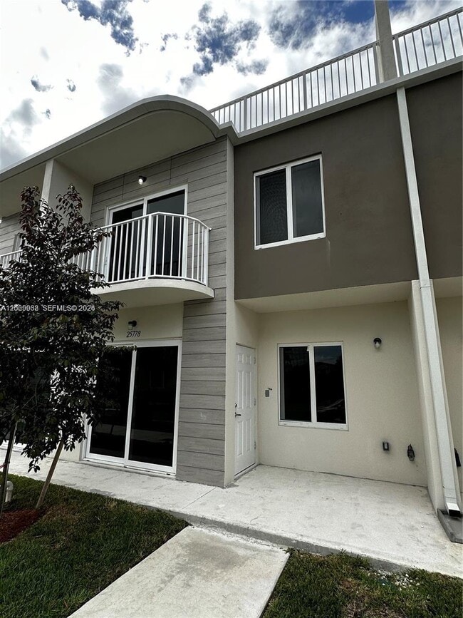 Building Photo - 25778 SW 143rd Path